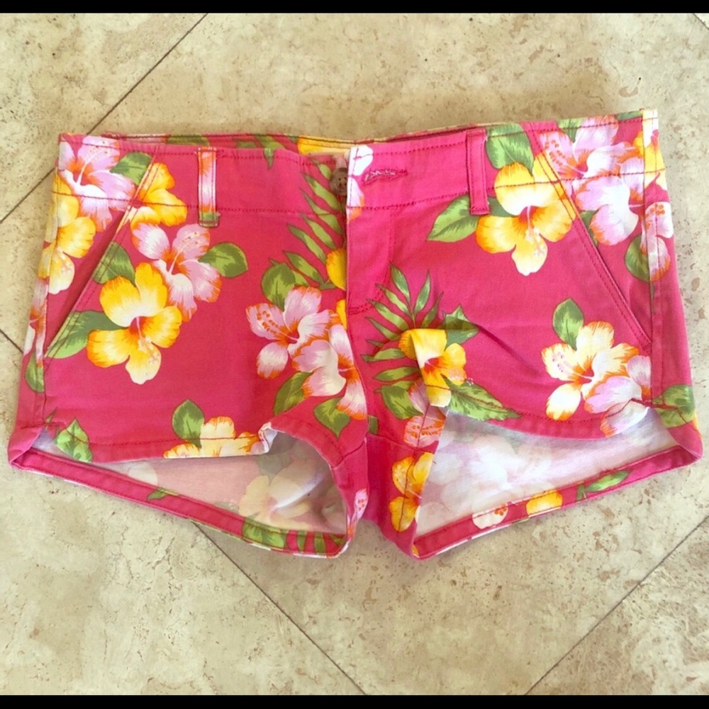 HOLLISTER pink denim hawaii shorts